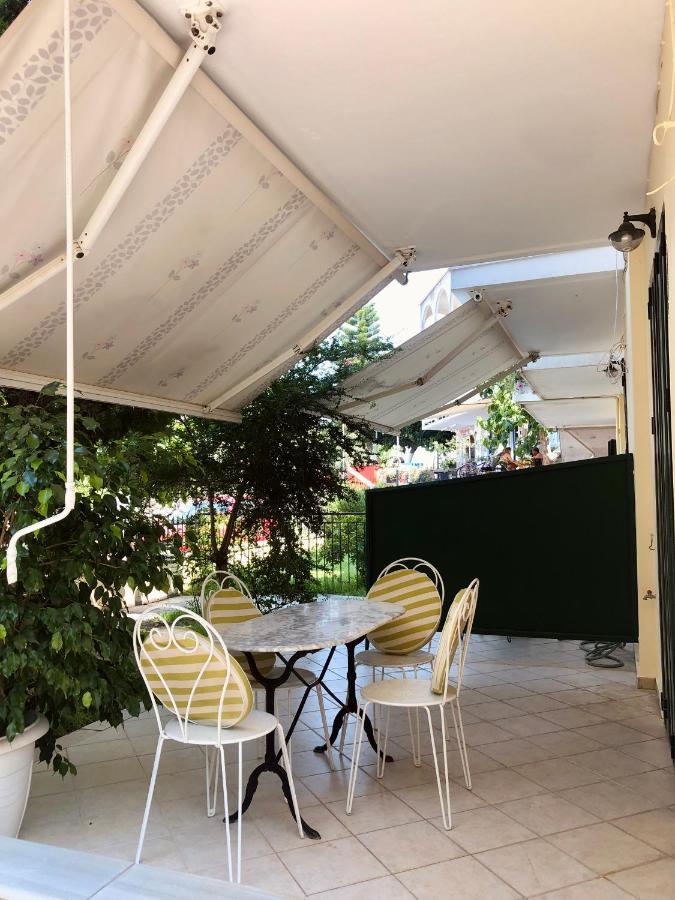 The Filoxenia Apartments, Nikiana Dış mekan fotoğraf