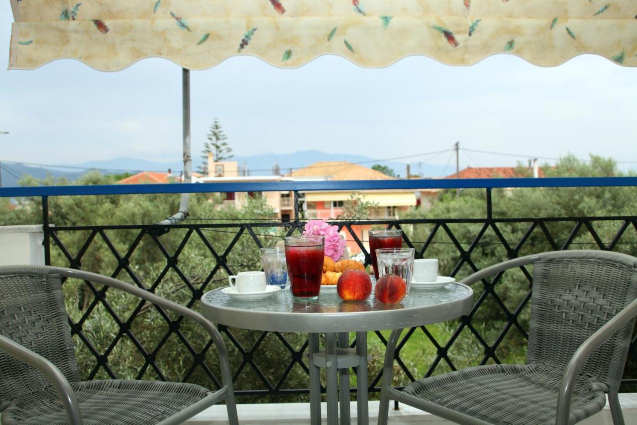 The Filoxenia Apartments, Nikiana Dış mekan fotoğraf